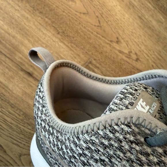 Nike Dualtone Racer Shoes - Picture 6 of 9